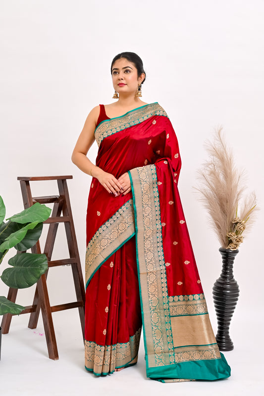 Laal Luxe