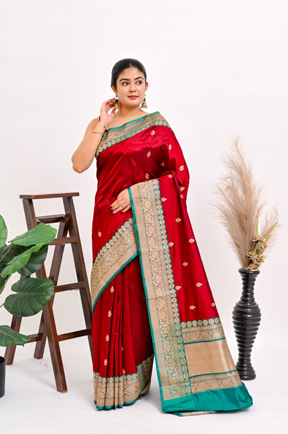 Laal Luxe