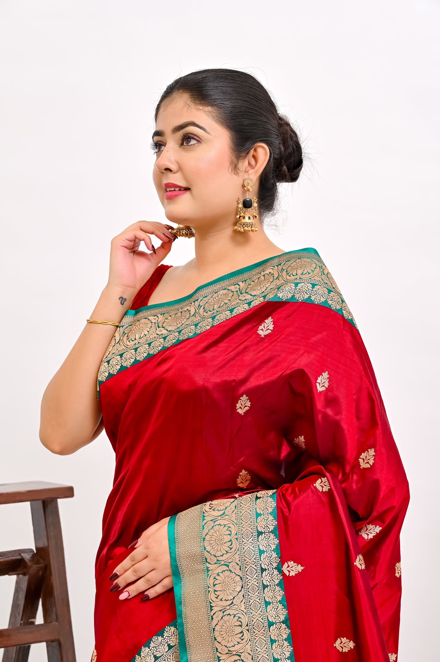 Laal Luxe
