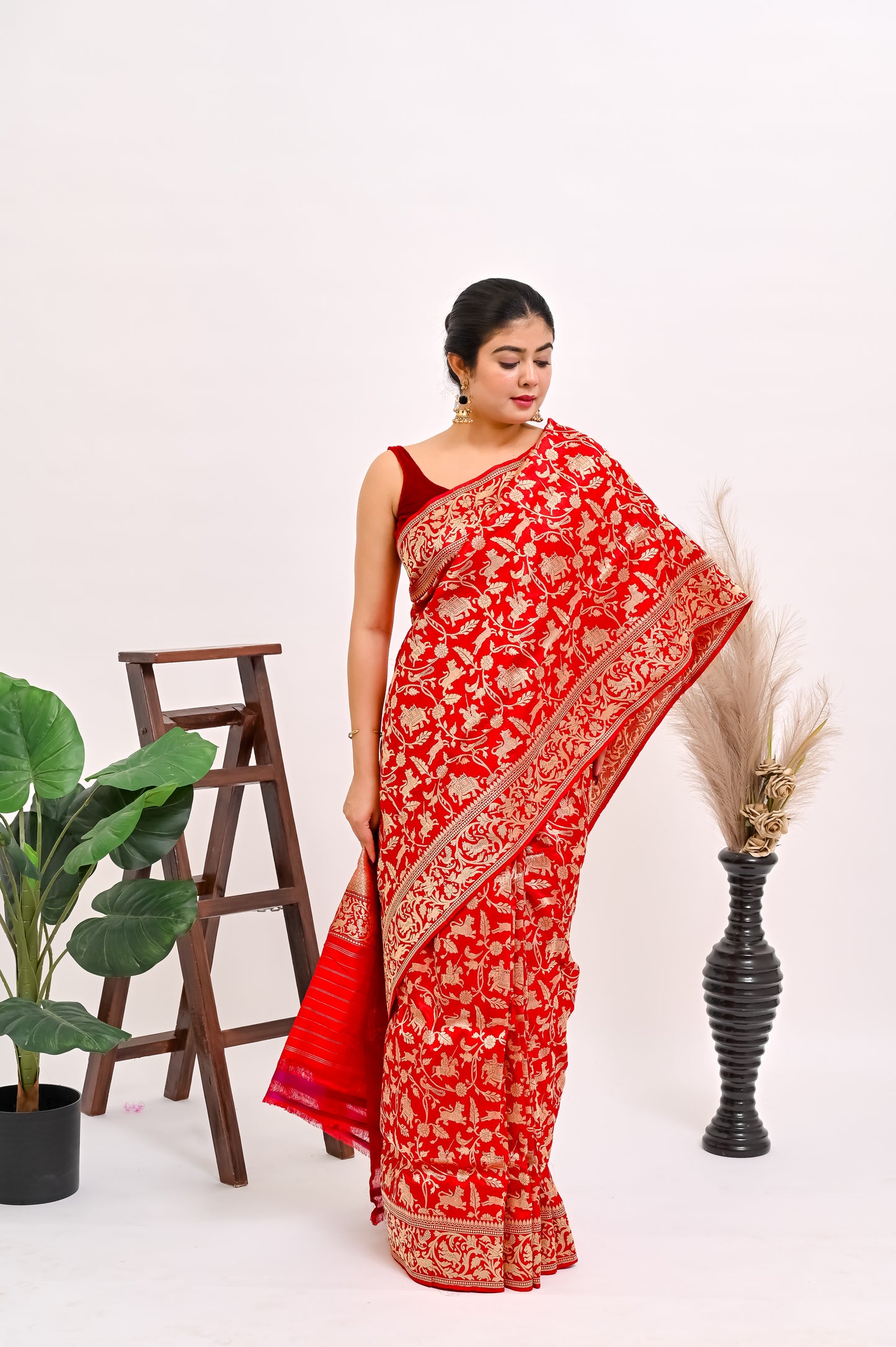 Noor-e-Laal