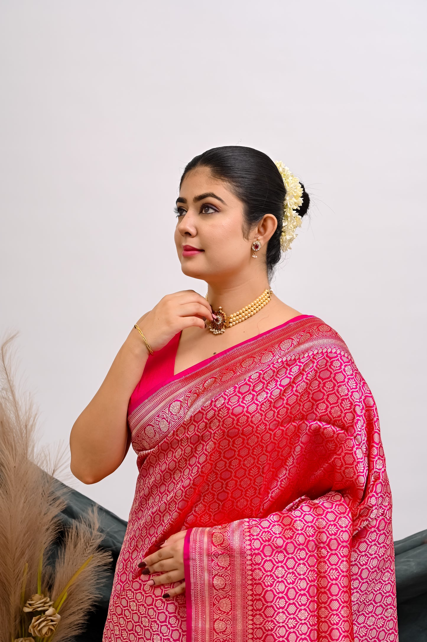 Fuchsia Noor