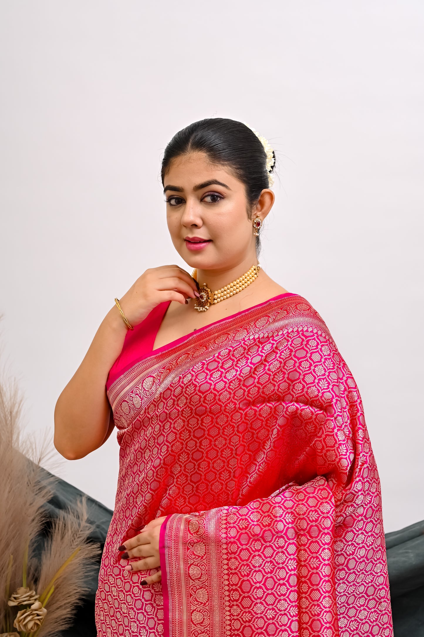 Fuchsia Noor