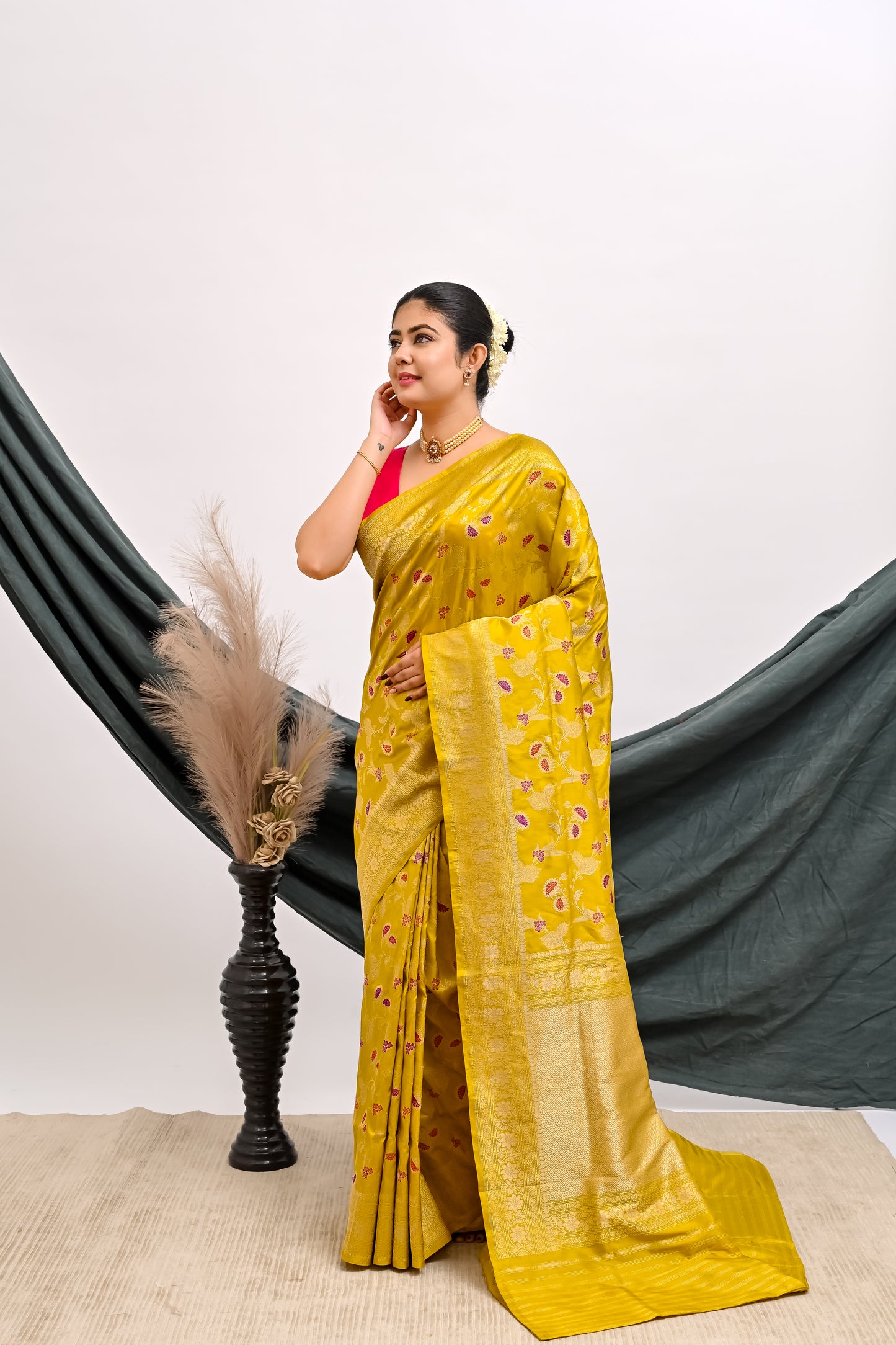 Sooraj Mukhi