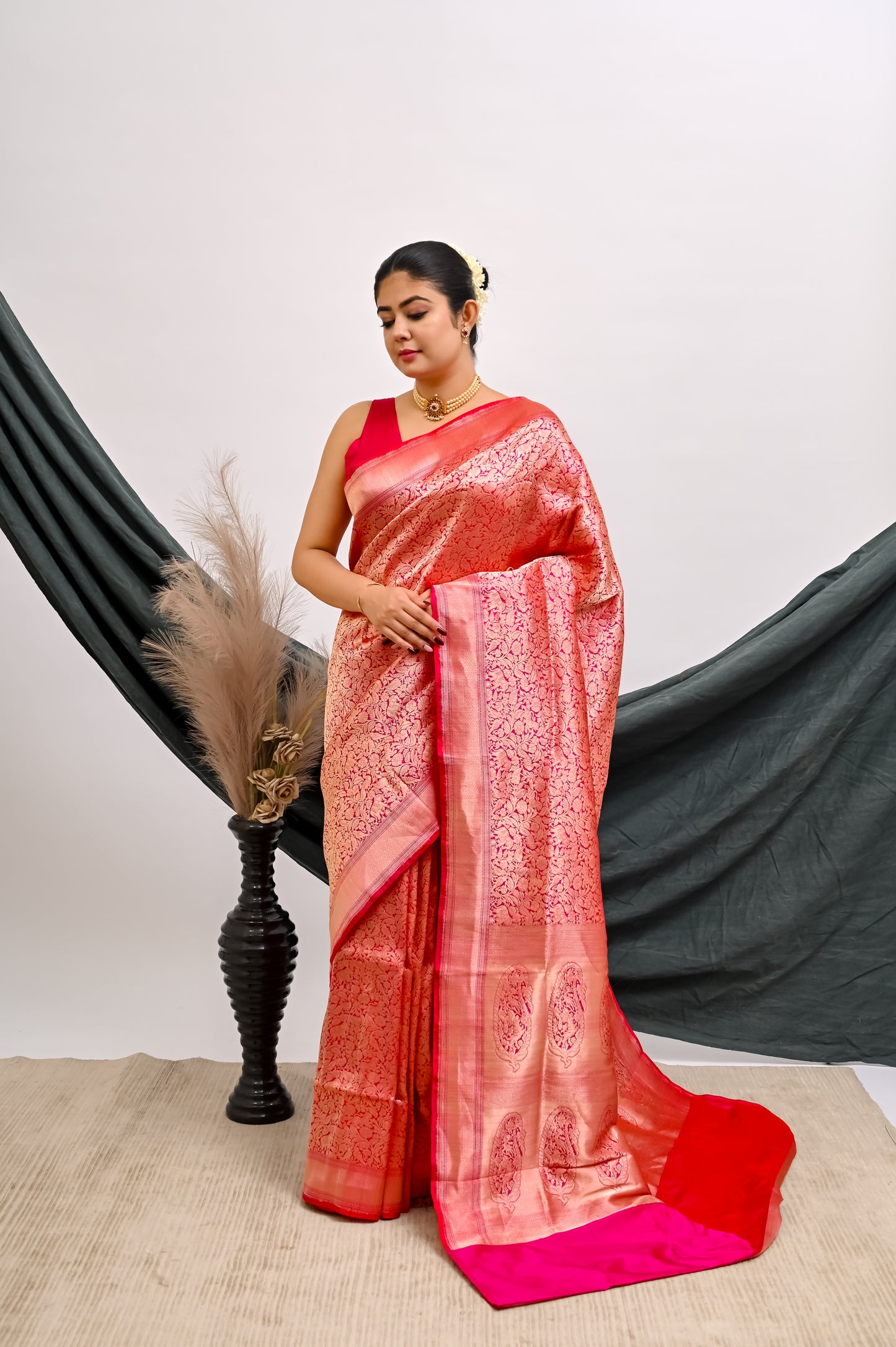 Gulabi Luxé