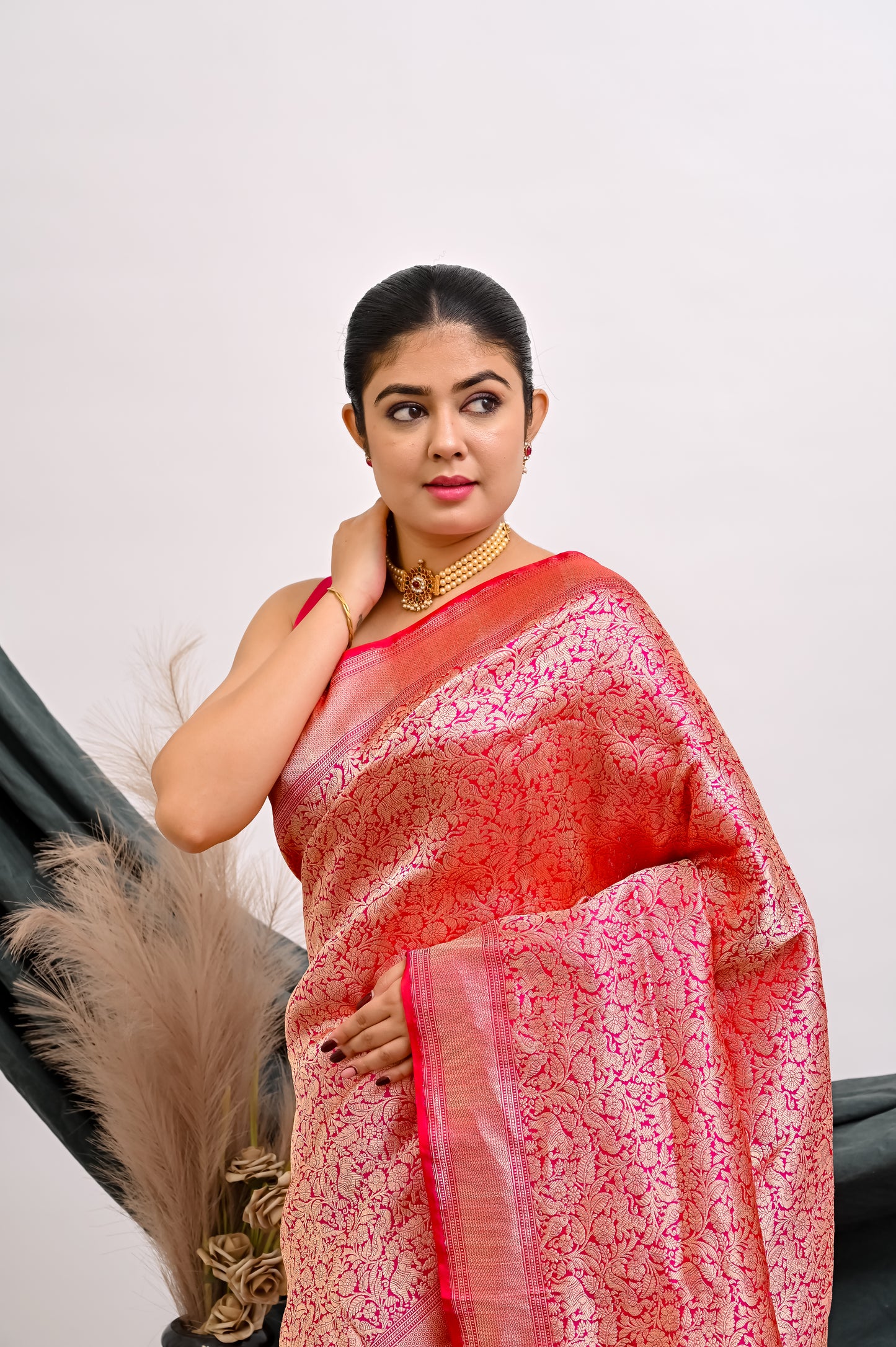 Gulabi Luxé