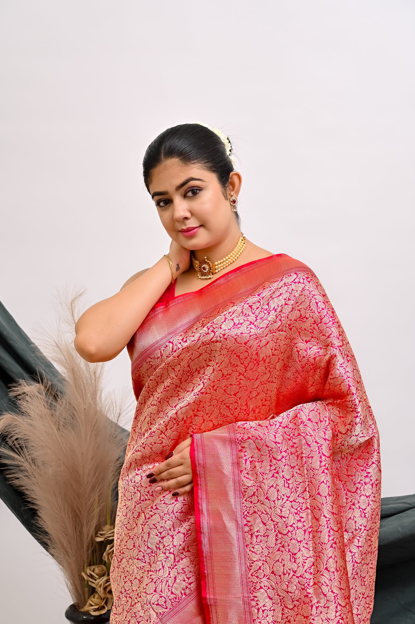 Gulabi Luxé